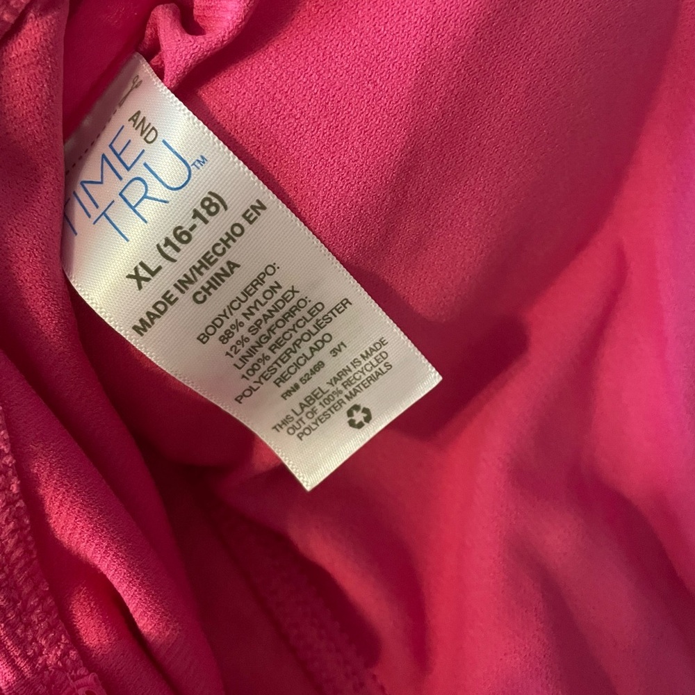 Pink Tank - Picture 3 of 3
